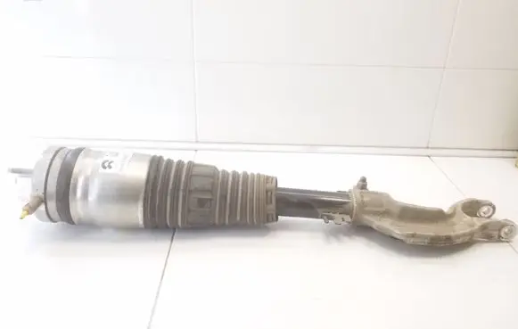 NIO ES8 Front air suspension shock absorber P0002311