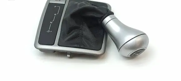 Mercedes-Benz SLK R171 Gear lever shifter trim leather/knob A1712672610 A1712670188 1712670188