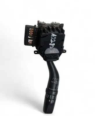 Mazda MPV II LW Wiper control stalk 17B122