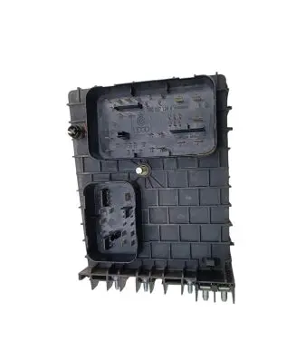 Audi A3 S3 8P Fuse module 1K0937124H