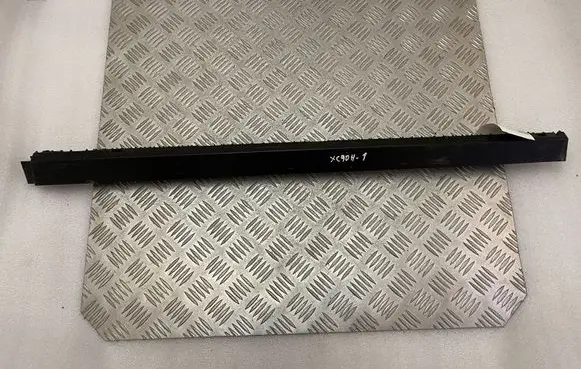 Volvo XC90 Sill supporting ledge 31395856 31378137