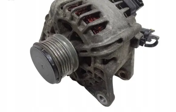 KIA Ceed Generator/alternator 373002A500