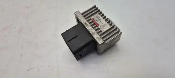 Citroen Berlingo Glow plug pre-heat relay 132122