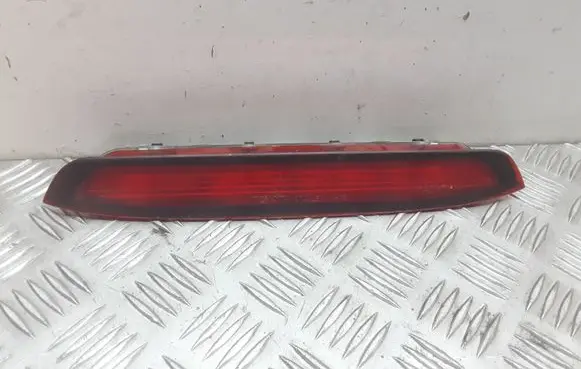 Toyota Corolla Verso E121 Third/center stoplight