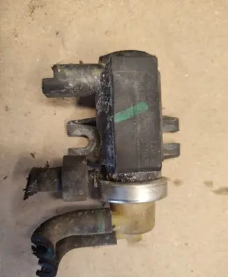 Valve vacuum