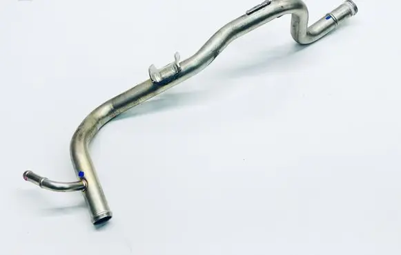 Toyota Avensis T270 Engine coolant pipe/hose 162680T140