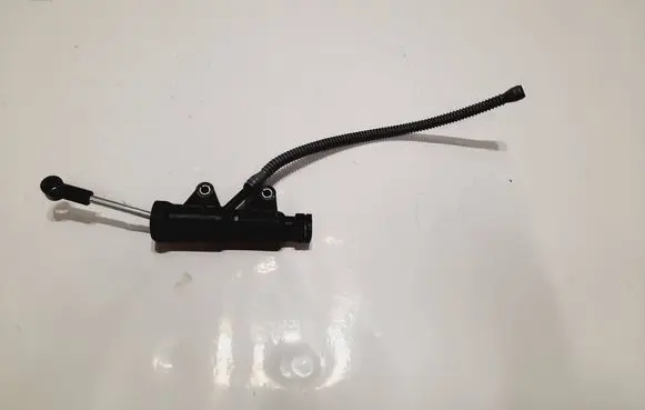 Mercedes-Benz Sprinter W906 Clutch slave cylinder 
