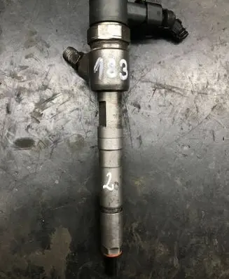Fiat Grande Punto Fuel injector 0445110183