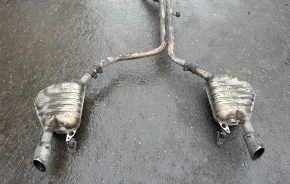Muffler/silencer