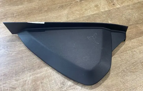 Land Rover Discovery Sport Dashboard side end trim FK7204481A