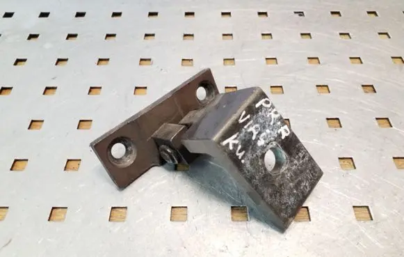 BMW 5 E60 E61 Front door upper hinge