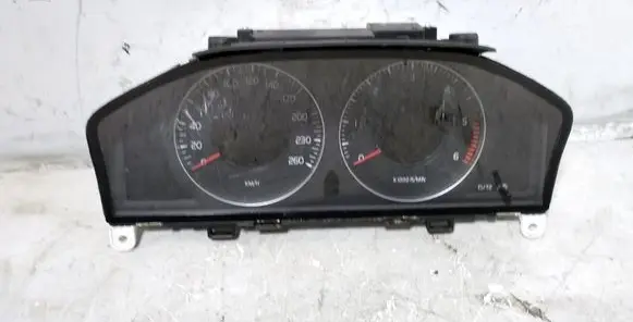 Volvo V70 Speedometer (instrument cluster) 31254535AA