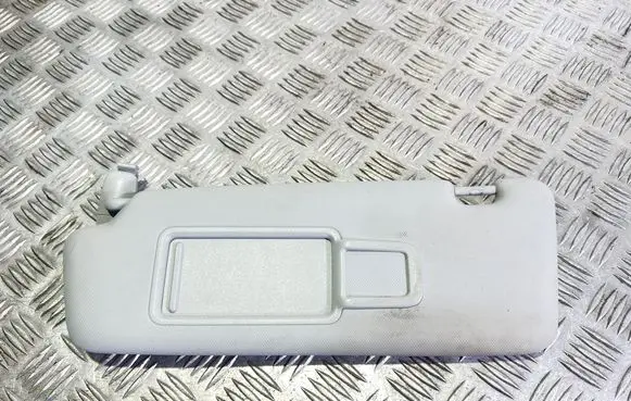 Sun visor