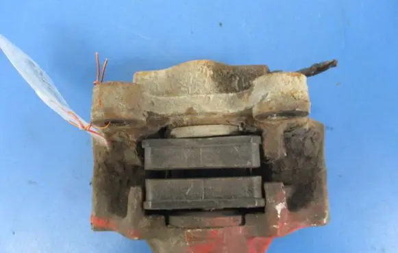 Opel Calibra Rear brake caliper