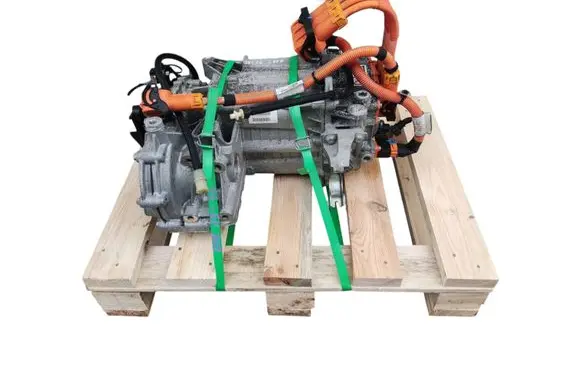 Renault Zoe Electric car motor 5AMB450