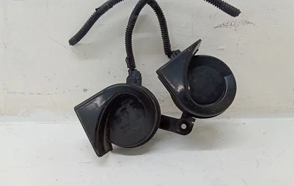 Tesla Model 3 Horn signal 148684100A