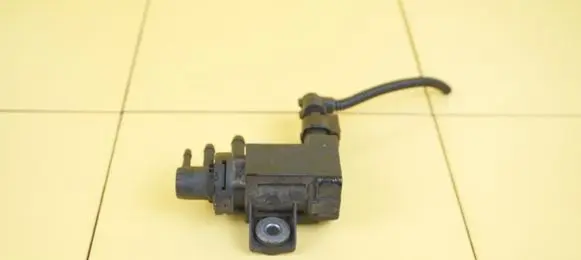 Opel Corsa E Fuel pressure sensor 55599331 B13DTE