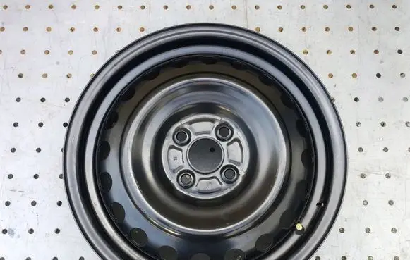 Scion iQ R16 steel rim 4261174060