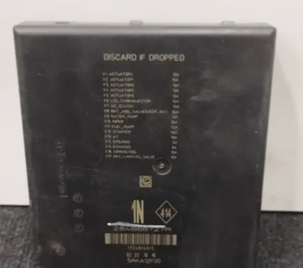 Renault Scenic IV - Grand scenic IV Fuse module 284B66727R