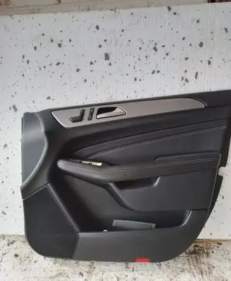Mercedes-Benz ML W166 Front door card panel trim