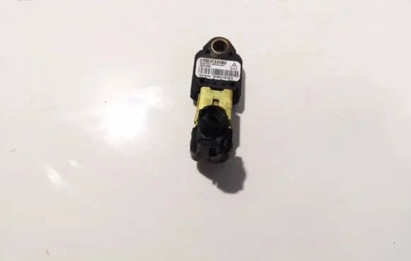 Mitsubishi Outlander Airbag deployment crash/impact sensor 8651a002 2776y3219