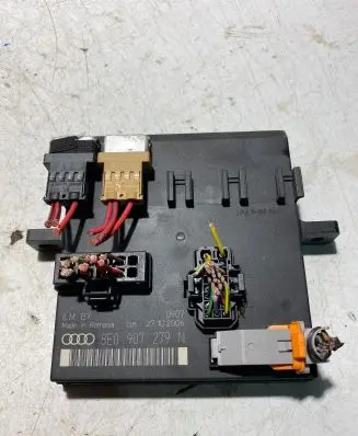 Audi A6 S6 C6 4F Comfort/convenience module 8E0907279N
