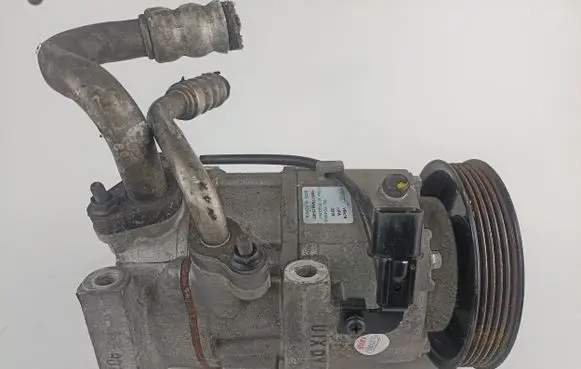 KIA Sportage Air conditioning (A/C) compressor (pump) F500TFAAA16XP F500TFAAA16