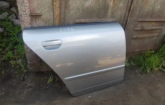 Audi A4 S4 B6 8E 8H Rear door
