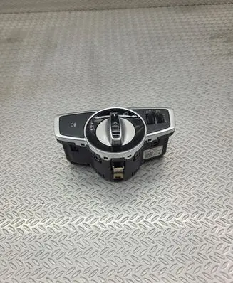 Mercedes-Benz V Class W447 Light switch A4479050701