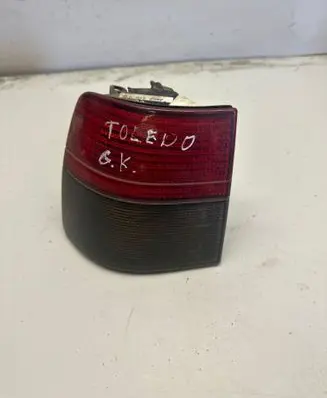 Seat Toledo I (1L) Rear/tail lights 1L0945095F
