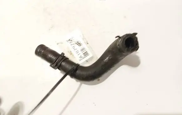 Volkswagen Touran I Engine coolant pipe/hose