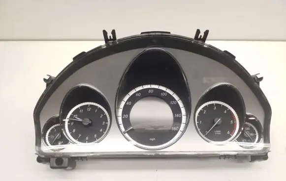 Mercedes-Benz E C207 W207 Speedometer (instrument cluster) A2129001508