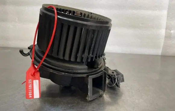 Peugeot Boxer Front door blower motor