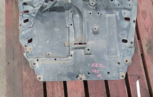 Mitsubishi ASX Engine splash shield/under tray 5379A259 5379A260