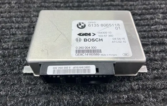 BMW 3 F30 F35 F31 Transfer box differential control unit 8065118 0260004300 14430910