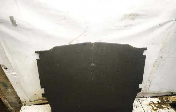 Trunk/boot floor carpet liner