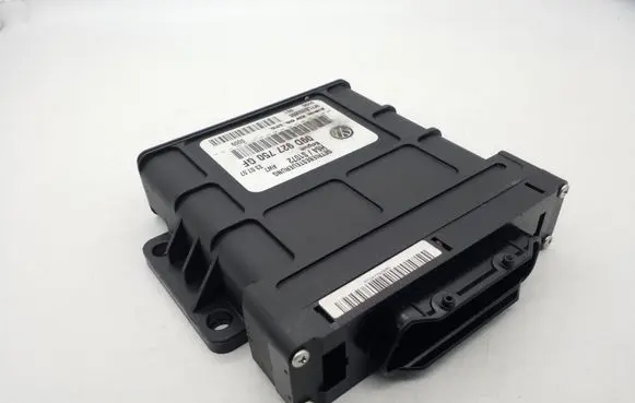 Audi Q7 4L Gearbox control unit/module 09D927750GF