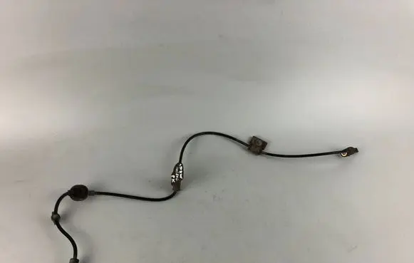Subaru Legacy ABS brake wheel speed sensor 27540AG11