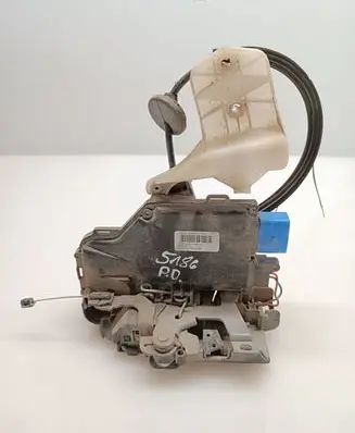 Volkswagen Caddy Front door lock 3D2837016AB A04211P