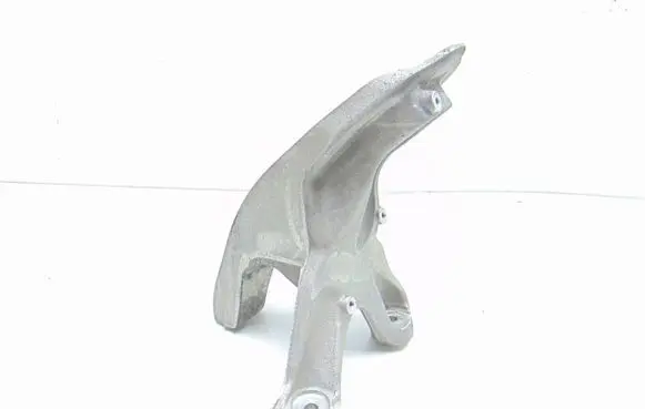 Audi R8 4S Engine mounting bracket 4S0199308C