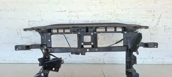 Volkswagen PASSAT B6 Radiator support slam panel 