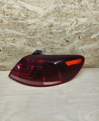 Volkswagen PASSAT CC Rear/tail lights 3C8945208T 3C8945208 81170201