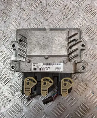 Ford Fiesta Engine control unit/module ECU AV6112A650CD AV2112A650CD S180047012D