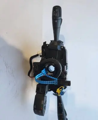 Wiper turn signal indicator stalk/switch