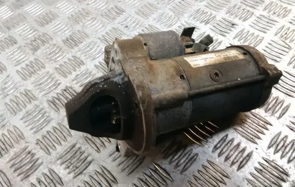 Ford Focus Starter motor CV2T11000AA
