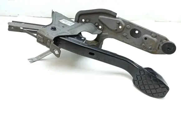 Volkswagen Transporter - Caravelle T6 Brake pedal 7E1721057D