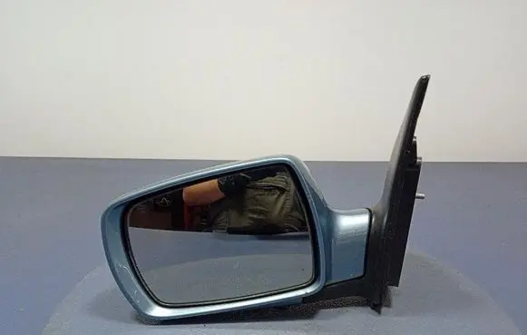 Front door electric wing mirror