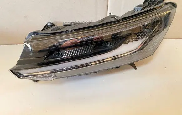 MG Marvel R Headlight/headlamp 10934253