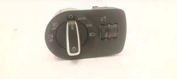 Audi Q3 8U Light switch 8X1941531AD
