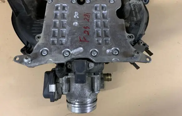 BMW X3 F25 Intake manifold 7588126
